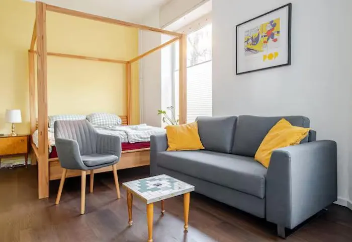 Modernes Studio In Berlin Weissensee